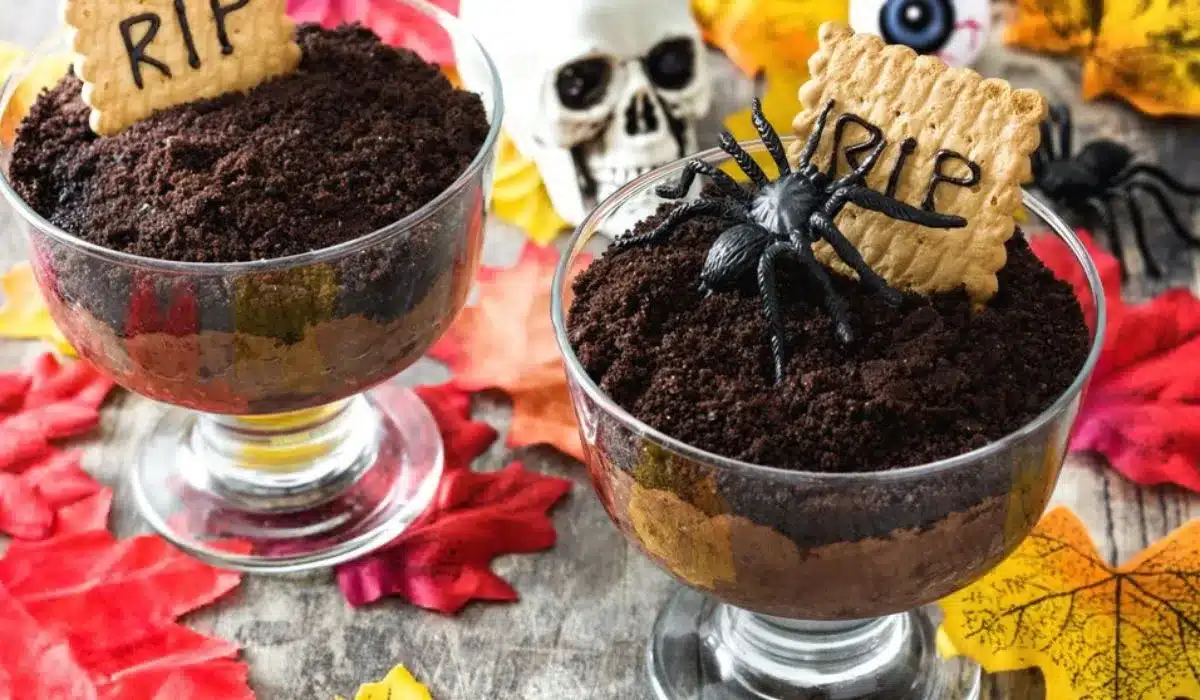 Graveyard Pudding Cups