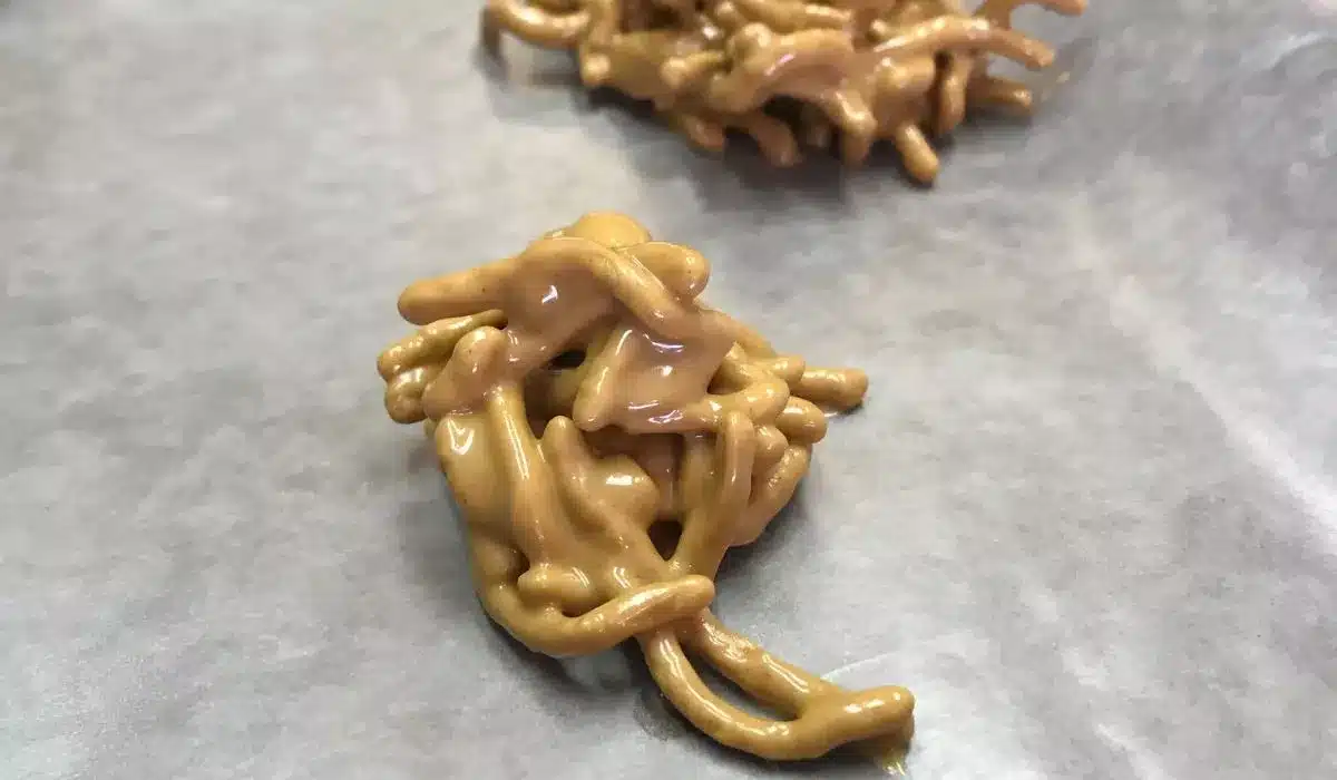 Peanut Butter Haystacks