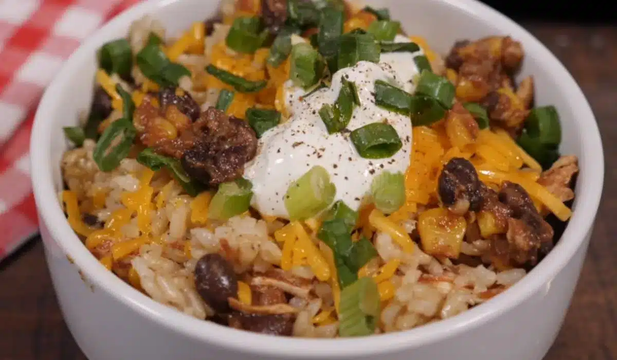 Slow Cooker Chicken Burrito Bowl